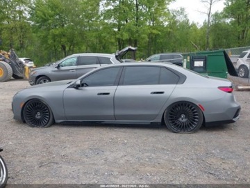 BMW Seria 7 G70 2023 BMW Seria 7 760i xDrive 2023 4.4l 4.4 Benzyna 536KM, zdjęcie 2