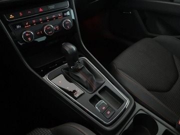 Seat Leon III SC Facelifting 2.0 TDI 184KM 2018 Seat Leon 2.0 TDI Automat FR Nawigacja Tempomat, zdjęcie 31