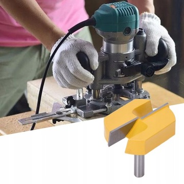 Фреза строгальная по дереву 8х57мм.