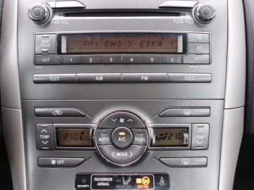 Toyota Auris I Hatchback 1.6 i 16V VVT-i 124KM 2008 Toyota Auris 1.6 Dual VVT-i, Automat, Klima, zdjęcie 11