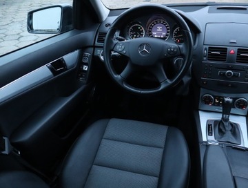 Mercedes Klasa C W204 Limuzyna 1.8 180 CGI BlueEFFICIENCY 156KM 2010 Mercedes C C 180, Automat, Skóra, Klima, zdjęcie 6