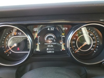 Jeep Wrangler IV 2022 Jeep Wrangler Unlimited Sahara 2022 3.6l 3.6 Benzyna 285KM, zdjęcie 9