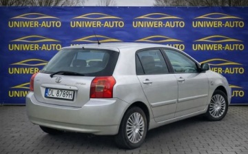 Toyota Corolla IX (E12) Hatchback 2.0 D-4D 110KM 2002 Toyota Corolla 2.0 diesel, 2002 KLIMA 2.0 Diesel 110KM, zdjęcie 1