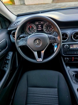 Mercedes Klasa A W176 2013 Mercedes A180 1,6 benz 120KM, zdjęcie 18