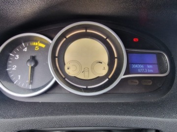 Renault Megane III Hatchback Facelifting 1.5 dCi 90KM 2013 Renault Megane III 1.5 dCi | 2013 | ekonomiczny diesel | klima, zdjęcie 5