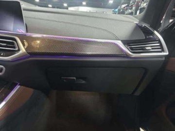 BMW X5 G05 2023 BMW X5 M50i 2023 4.4 Benzyna 523KM, zdjęcie 10