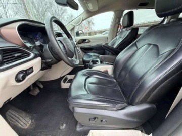 Chrysler Voyager V 2021 Chrysler Voyager 2021 CHRYSLER VOYAGER LXI 3.6 Benzyna 295KM, zdjęcie 5