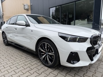 BMW Seria 5 G90-91 2023 BMW 520d xDrive M Sport PRO | Polski Salon | Gwarancja | FAKTURA VAT 23%, zdjęcie 6