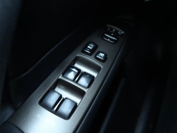 Lexus IS II Sedan 220d 177KM 2006 Lexus IS 220 d, Salon Polska, 174 KM, Klima, zdjęcie 17