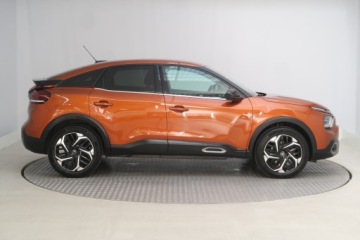 Citroen C4 III SUV 1.2 PureTech 130KM 2021 Citroen C4 1.2 PureTech, Salon Polska, zdjęcie 5
