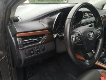 Toyota Avensis III Sedan Facelifting 2015 2.0 D-4D 143KM 2015 Toyota Avensis 2.0 D 143KM Salon Navi Bi-Xenon, zdjęcie 11