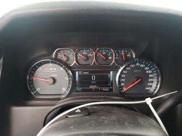 Chevrolet Tahoe GMT900 2019 Chevrolet Tahoe 2019 CHEVROLET TAHOE K1500 LT silnik benzynowy 5.3 L 5.3, zdjęcie 8