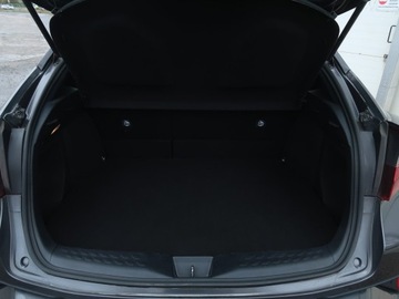 Toyota C-HR I Crossover Facelifting 1.8 Hybrid 122KM 2022 Toyota C-HR 1.8 Hybrid, Serwis ASO, Automat, zdjęcie 12