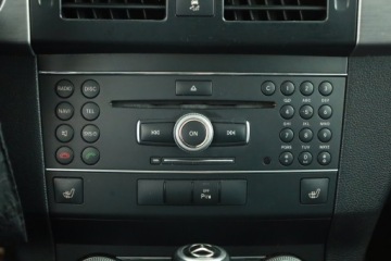 Mercedes GLK Off-roader 2.1 220 CDI BlueEFFICIENCY 170KM 2011 Mercedes GLK 220 CDI, Salon Polska, 167 KM, 4X4, zdjęcie 12