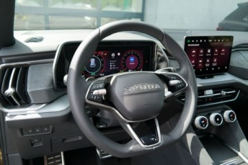 Skoda Kodiaq II SUV Plug-In 1.5 TSI Plug-In Hybrid 204KM 2026 Škoda Kodiaq Skoda Kodiaq Kodiaq Sportline 1.5, zdjęcie 13