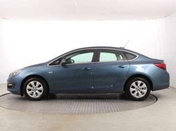 Opel Astra J Sedan 1.4 Turbo ECOTEC 140KM 2017 Opel Astra 1.4 T, Salon Polska, GAZ, VAT 23%, zdjęcie 2