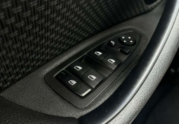 BMW X1 F48 Crossover Plug-In 1.5 25e 220KM 2021 BMW X1 xDrive Plug-In PDC Automat Led Navi Tempomat FV23 1.5, zdjęcie 15
