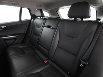Volvo V60 I Kombi Facelifting 2.0 D2 DRIVE-E 120KM 2018 Volvo V60 FV23%, Czujniki, Navi, Aut.klima,, zdjęcie 16