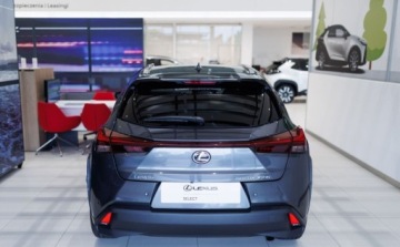 Lexus UX 2024 Lexus UX 300h Omotenashi AWD 2.0 Hybryda 199KM, zdjęcie 4