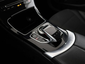 Mercedes Klasa C W205 2016 Mercedes C 350 PHEV Automat Avantgarde Klimatronik, zdjęcie 26