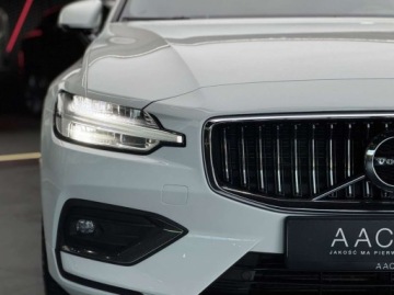 Volvo V60 II  Kombi 2.0 D4 190KM 2020 Volvo V60 D4 Inscription ACC Blind Spot Ambiente CarPlay Android Auto, zdjęcie 36