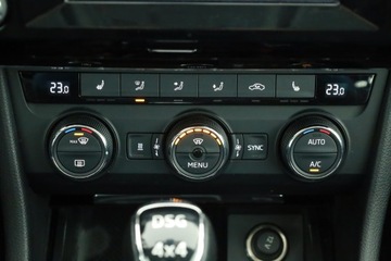 Skoda Superb III Kombi 2.0 TDI 190KM 2016 Skoda Superb 2.0 TDI, Salon Polska, 187 KM, 4X4, zdjęcie 9