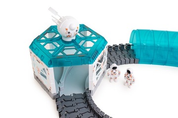 Космическая трасса, космическая база, Космический корабль-космонавт, Космический проектор