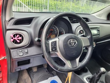Toyota Yaris III Hatchback 5d 1.0 VVT-i 69KM 2013 TOYOTA YARIS VAN * 1.0l benzyna 69KM Salon PL Bezwypadkowy 1 wł *VAT23%, zdjęcie 6