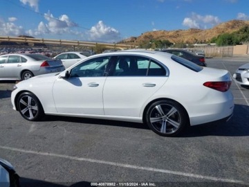 Mercedes 2022 Mercedes-Benz Klasa C 300 2022 2.0l 2.0 Benzyna 255KM, zdjęcie 5