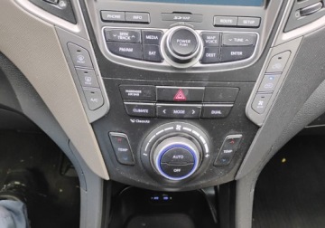 Hyundai Santa Fe III 2013 Hyundai Santa Fe 2013r, 3.3 Benzyna. AUT. Lekko uszkodzony tyl. Jezdzi., zdjęcie 19