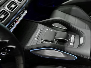 Mercedes GLE V167 SUV Facelifting 3.0 450d 367KM 2026 GLE 450 d 4-Matic AMG Line 3.0 (moc 367 KM) 2026, zdjęcie 12