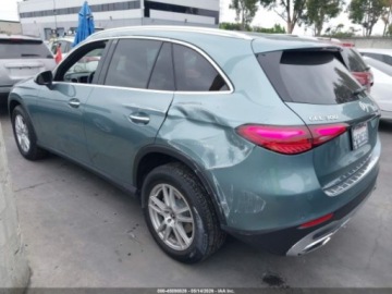 Mercedes GLC C254/X254 2025 Mercedes-Benz GLC 300 2025, 2.0L R4 255KM, auto odpala i jezdzi, od ubezpi, zdjęcie 3