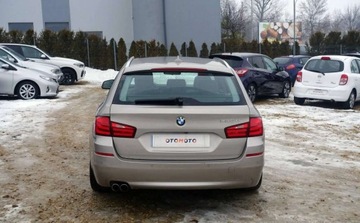 BMW Seria 5 F10-F11 Touring 530d 258KM 2011 BMW Seria 5 530d xDrive Bogate wyposazenie Serwisowany w ASO BMW Uszkodzon, zdjęcie 5