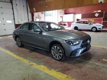 Mercedes Klasa E W213 2022 Mercedes-Benz Klasa E 450 4Matic 2022 3.0l 3.0 Benzyna 362KM, zdjęcie 4