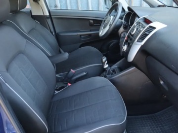 Kia Venga Mikrovan 1.4 DOHC CVVT 90KM 2011 Kia Venga 1.4 CVVT, Salon Polska, 1. Właściciel, zdjęcie 8