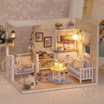 DOMEK DLA LALEK DREWNIANY RETRO DIY Z MEBLAMI LED 13cm PREZENT