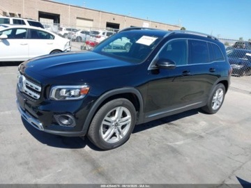 Mercedes GLB 2021 Mercedes-Benz GLB 250 2021 2.0l 2.0 Benzyna 221KM, zdjęcie 1