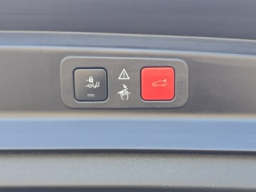 Peugeot 5008 II Crossover 2.0 BlueHDI 150KM 2018 Peugeot 5008 led 7miejsc kamera360 crossway, zdjęcie 32