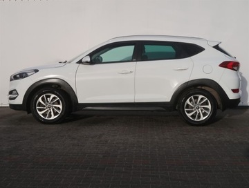 Hyundai Tucson III SUV 1.7 CRDi 141KM 2016 Hyundai Tucson 1.7 CRDi, Salon Polska, Serwis ASO, zdjęcie 2