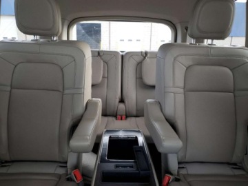 Lincoln Aviator 2023 Lincoln Aviator Reserve 2023 3.0l 3.0 Benzyna 400KM, zdjęcie 10