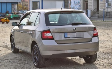 Skoda Fabia III Hatchback Facelifting 1.0 MPI 75KM 2018 Skoda Fabia MPI Bezwypadkowy Jak Nowy Benzyna 75KM, zdjęcie 7