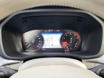 Volvo XC60 II Crossover T6 320KM 2018 VOLVO XC60 II T6 2.0l benzyna 310KM * Momentum * Dokumentacja *Zadbany, zdjęcie 17