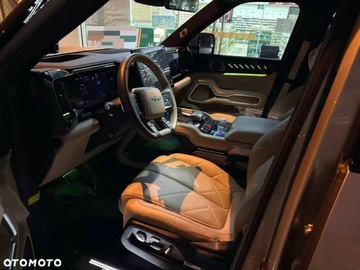 BYD 2025 BYD Leopard 8 BYD Leopard 8 2.0 Hybryda Plug-in 748KM, zdjęcie 5