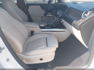 Mercedes GLA II 2021 Mercedes-Benz GLA 2021 MERCEDES-BENZ GLA 250 2.0 Benzyna 221KM, zdjęcie 5