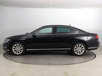 Volkswagen Passat B8 Limousine 1.8 TSI BlueMotion Technology 180KM 2017 VW Passat 1.8 TSI, Salon Polska, Automat, Skóra, zdjęcie 2