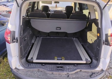 Ford S-Max I Van Facelifting 2.2 Duratorq TDCi DPF 200KM 2011 Ford S-Max 2011r, 2.2 TDCI. AUTOMAT. Lekko uszkodzony lewy przod. 2.2, zdjęcie 19