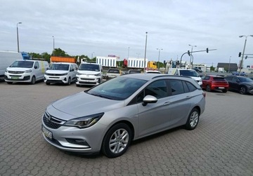 Opel Astra K Sports Tourer 1.6 CDTI 136KM 2016 Opel Astra 1,6 136KM Salon Polska 1.6 Diesel 136KM, zdjęcie 2