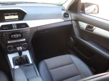 Mercedes Klasa C W205 Limuzyna 180 156KM 2013 Mercedes C C 180, Skóra, Navi, Klima, Klimatronic, zdjęcie 7