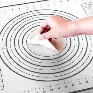 Кухонный коврик, силиконовая кондитерская доска с мерным стаканчиком 60х40см.