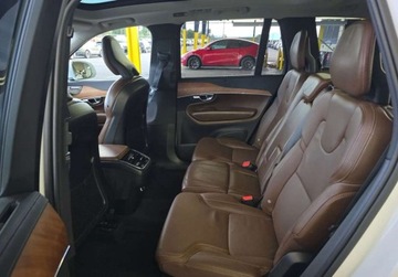 Volvo XC90 II SUV 2.0 T5 250KM 2019 Volvo XC 90 Auta z USA - Zapytaj o wiecej ofert 2.0 Benzyna 250KM, zdjęcie 14